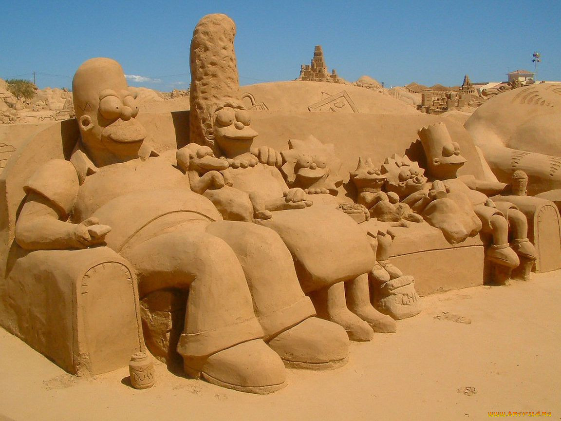 Фигурки из песка